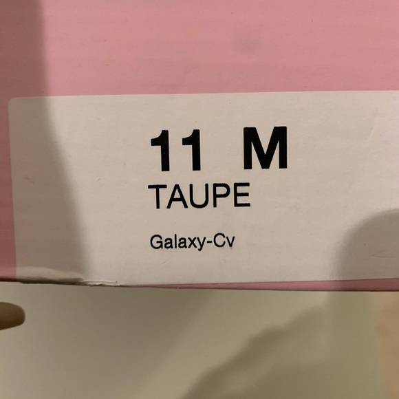 NEW Crown Vintage 4” lace up bootie stilettos. - Picture 9 of 9